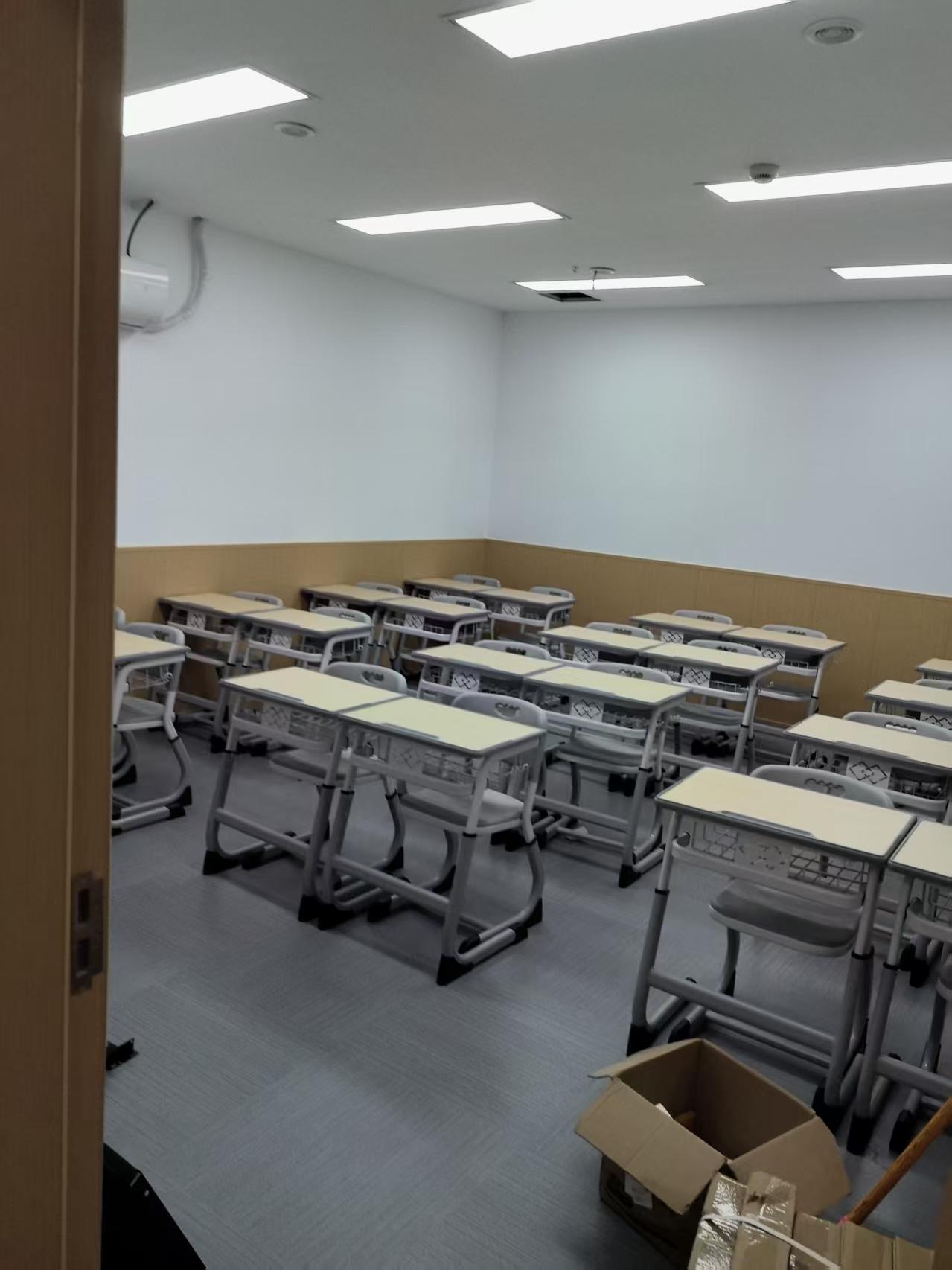 多屏阶梯教室